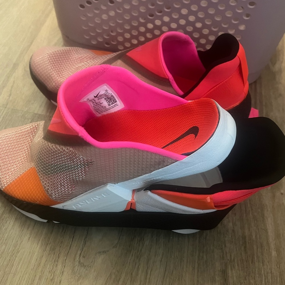 Nike Go FlyEase size 10